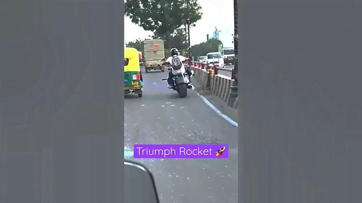 Triumph Rocket 2500 cc engine exhaust  🔥🚀  #triumph #superbike #varanasi