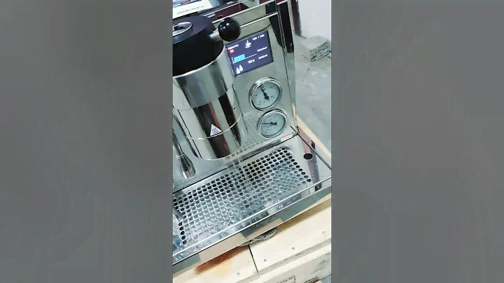Rocket R9 one coffee machine | Test Run before delivery #R9 #Rocket #Rnineone #pressureprofiling